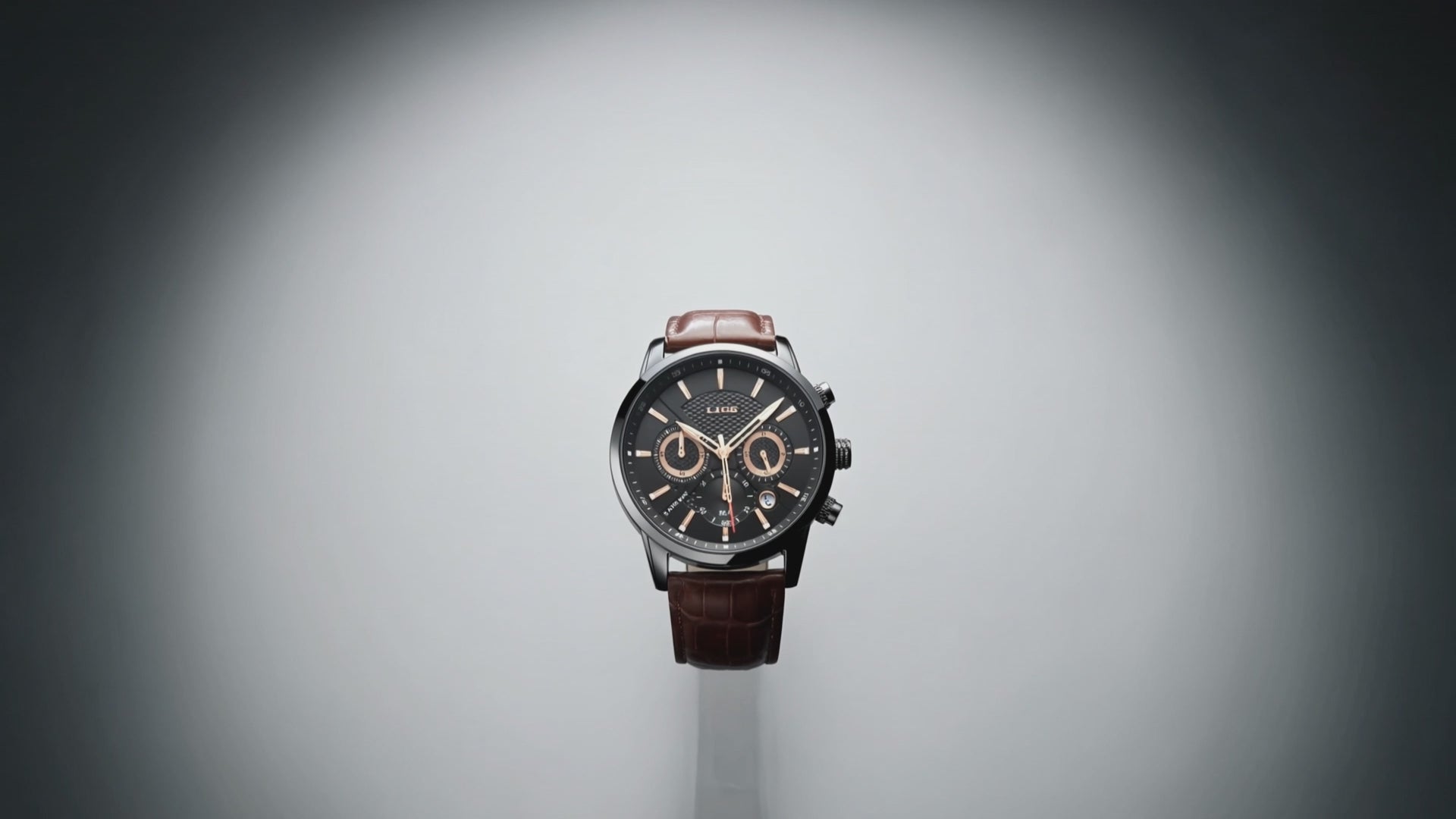 Detailed look at the Windsor Brown Leather Band, a leather watches for men.